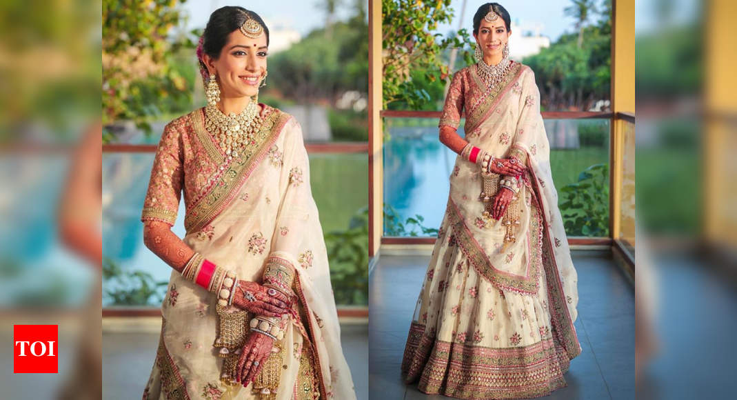 45+ Lehenga Dupatta Draping Styles - Learn Different Ways | Bridal dupatta,  Indian bride outfits, Latest bridal lehenga