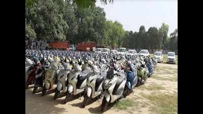 Uttar Pradesh: 200 two-wheelers, 9 four-wheelers recovered in Barabanki