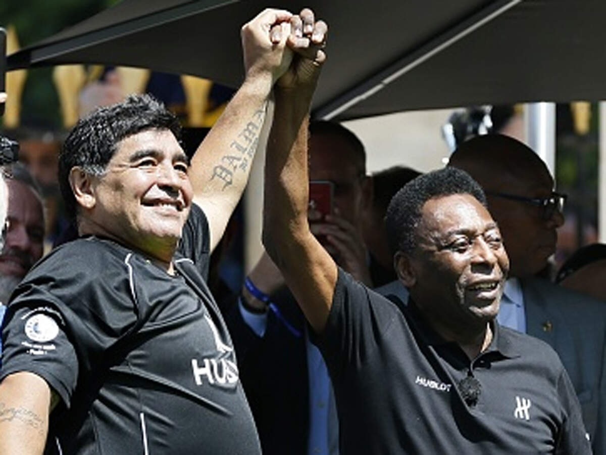 Pele, Maradona among icons paying tribute to medical workers | Football  News - Times of India