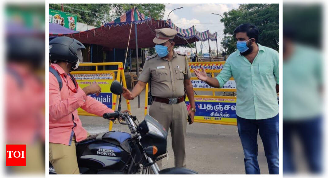 Sasikumar volunteers with cops in Madurai | Tamil Movie News - Times of ...