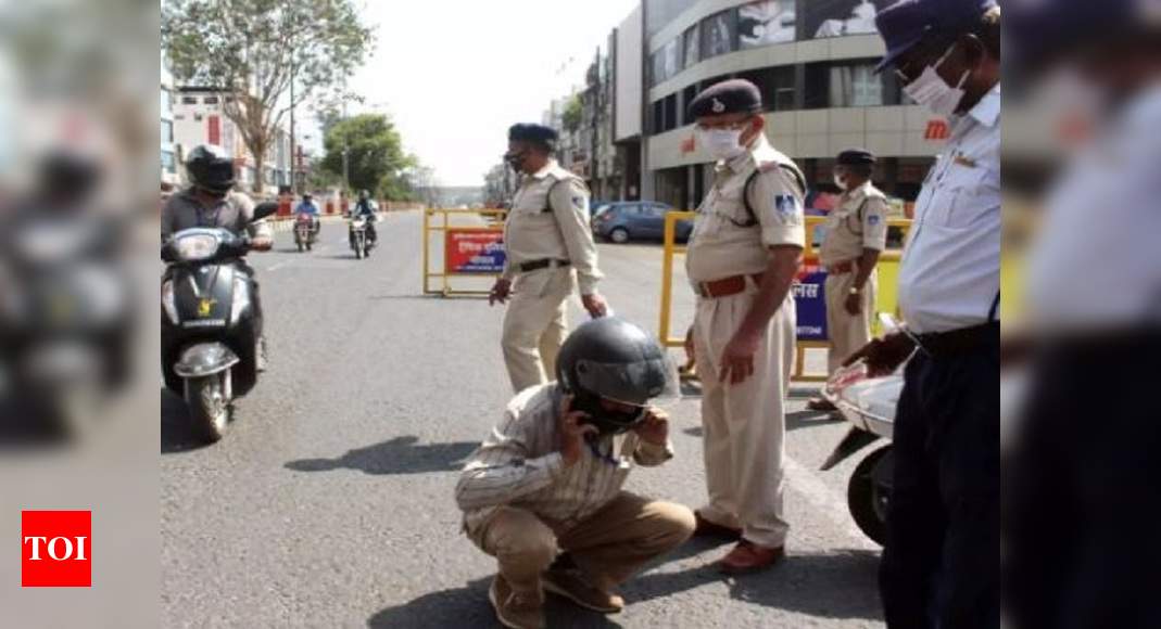 Over 270 Cases Registered 3370 People Detained By Delhi Police For Violating Lockdown On