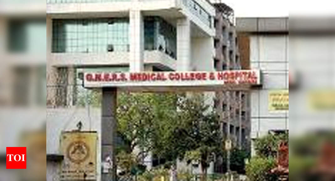 GMERS Hospital asked to put its house in order | Vadodara News - Times ...