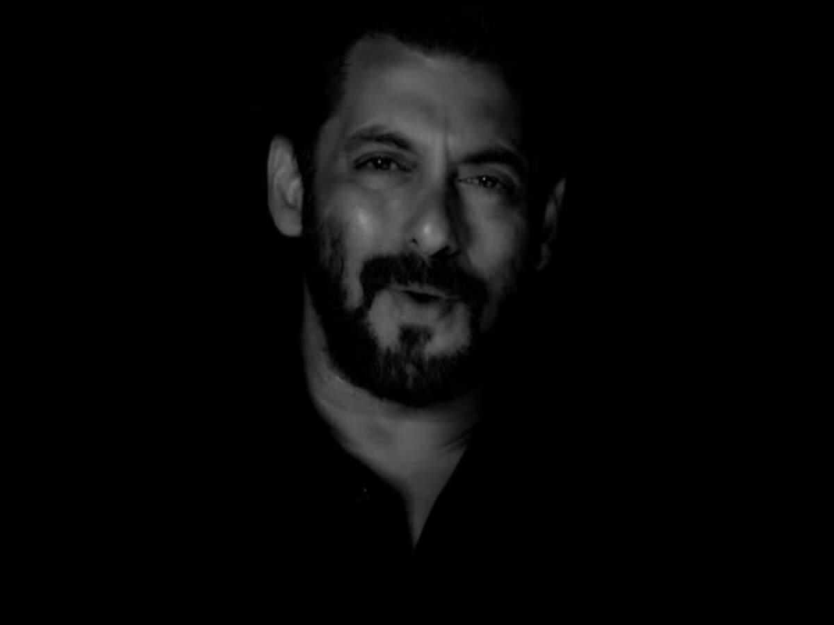 Pyaar Karona Twitter Review Fans Are All Praise For Salman Khan S Song Says You Touched Our Hearts Again Hindi Movie News Times Of India