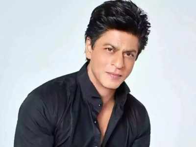 Shah Rukh Khan chooses THIS Indian filmmaker over Martin Scorsese and Christopher Nolan