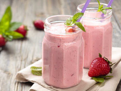 Easy Shakes Recipes 7 Time Saving Breakfast Shakes You Can Make During The Lockdown