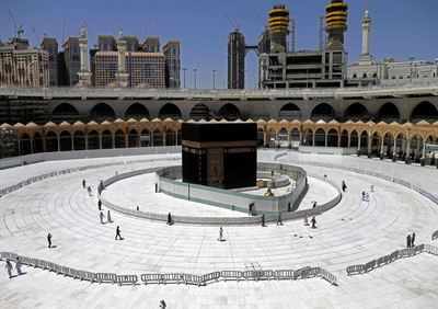 Saudi Arabia suspends praying in the two holy mosques for Ramzan