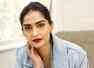 TBT: Sonam Kapoor shares a 7 yr old selfie