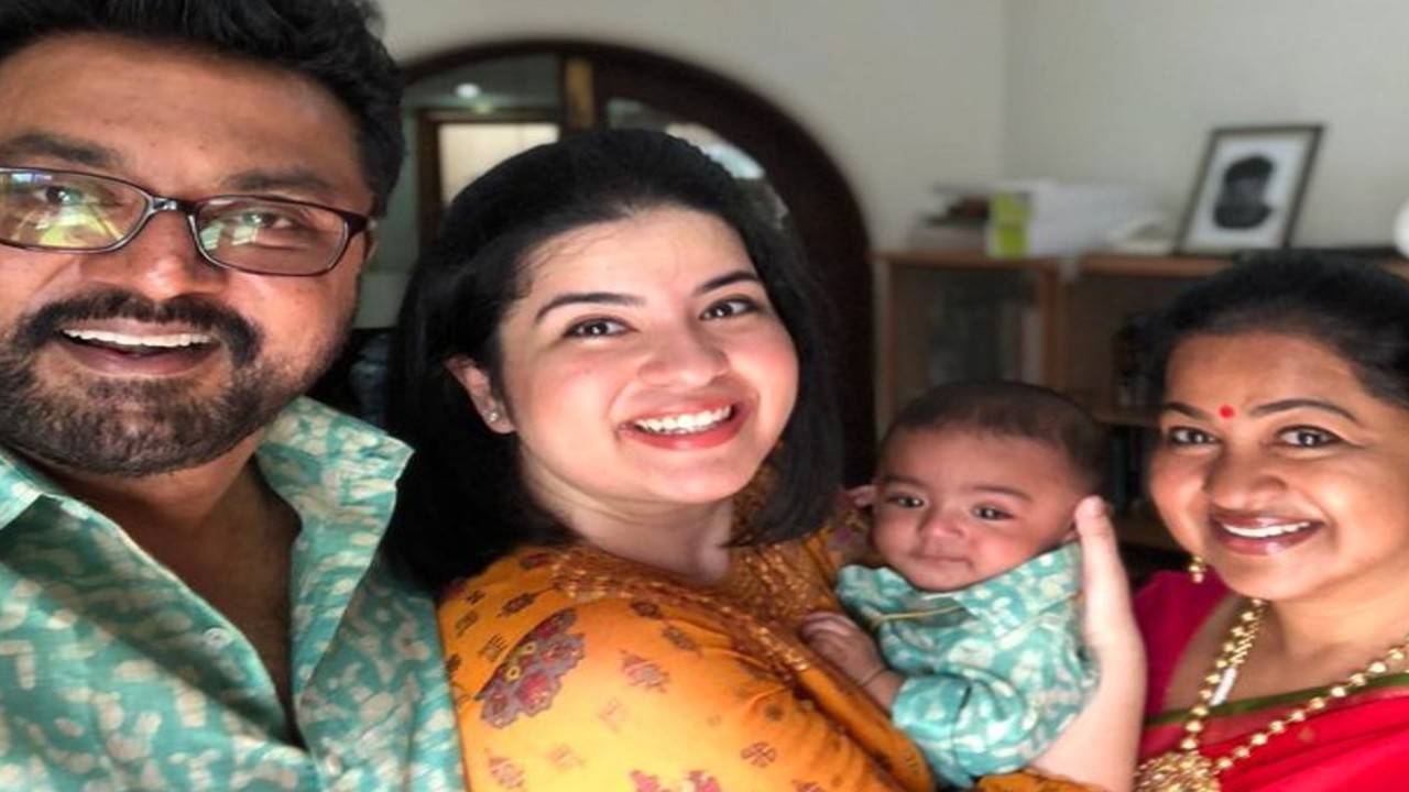 Photo: Radikaa and Sarathkumar spending quality time with their cute  grandchild | Tamil Movie News - Times of India