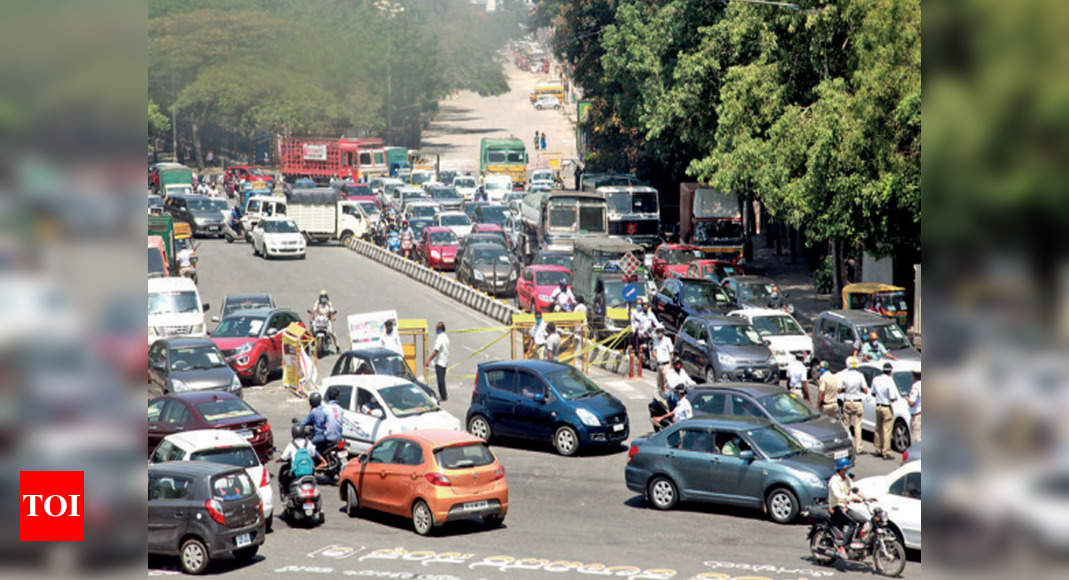 Bangalore Traffic: Rare Sighting In Bengaluru; Traffic Jams | Bengaluru ...