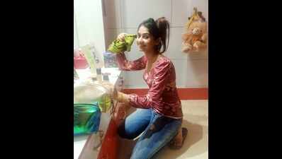 Poonam Mishra decorates house during lockdown