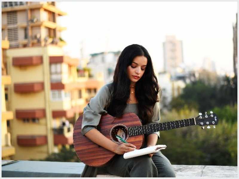 Singer Lisa Mishra: My first solo is my real life transition to India ...