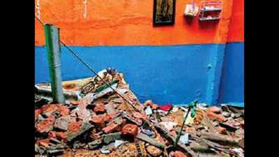19-year-old dies in Hyderabad as heavy rain leads to wall collapse