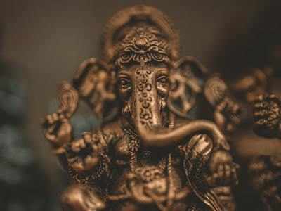 Ganesha Aarti: Chant Jai Ganesha Aarti to remove all obstacles from your  life | - Times of India