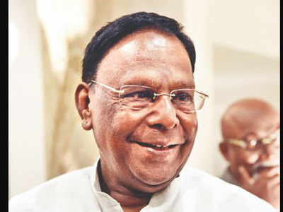 'Most CMs want lockdown to continue': Narayanasamy after interaction with PM