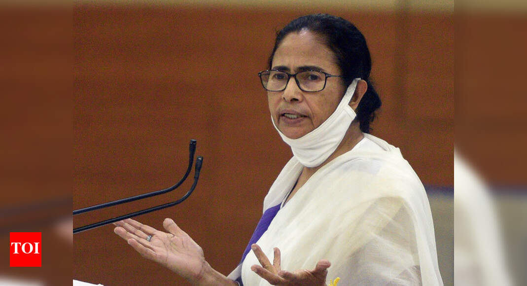 Centre making conflicting statements: Mamata