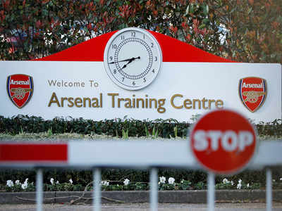 Arsenal's players return to training ground for individual sessions