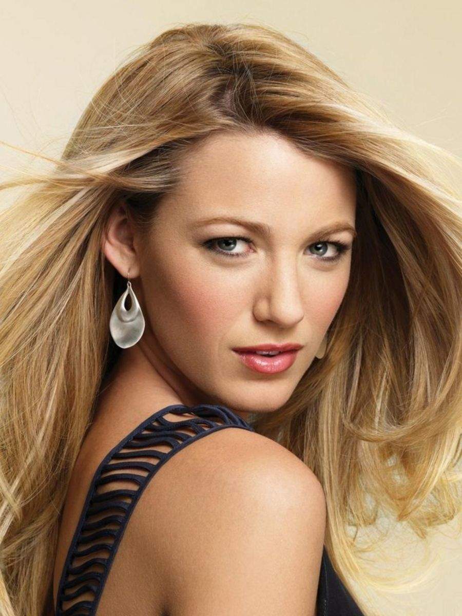 XOXO, Gossip Girl! Fã nota gafe em look de Serena van der Woodsen