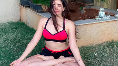 This is how Sonnalli Seygall is staying fit during coronavirus lockdown