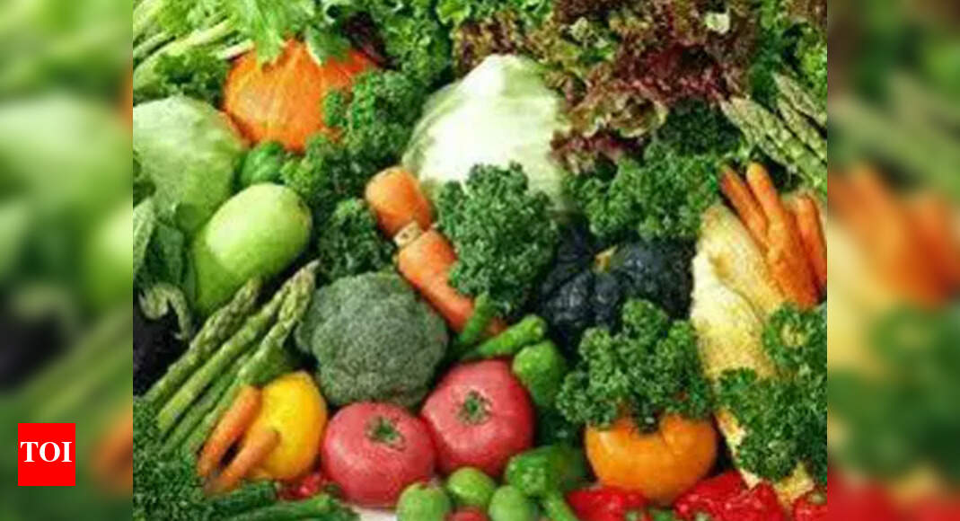 Delhi stares at shortage of green vegetables Delhi News Times of India