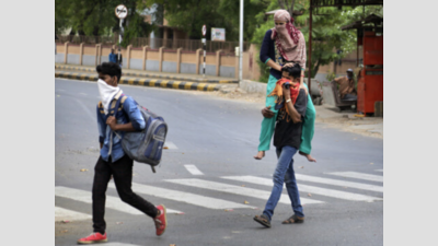 2.84 lakh Rajasthan migrant workers register to come back home | Jaipur ...