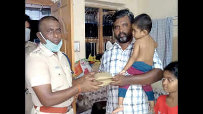 Tamil Nadu: Ramnad cops help sick child get medicines from Salem
