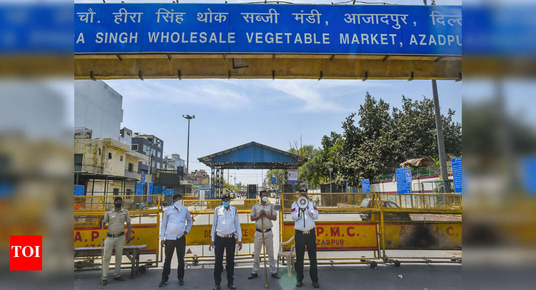 35% drop in arrival of fruits, veggies at Delhi's Azadpur mandi | Delhi ...