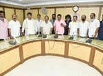 Karnataka Agriculture minister BC Patil helps KFCC members