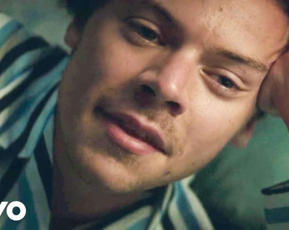 
Watch New English Hit Song Music Video - 'Adore You' Sung By Harry Styles
