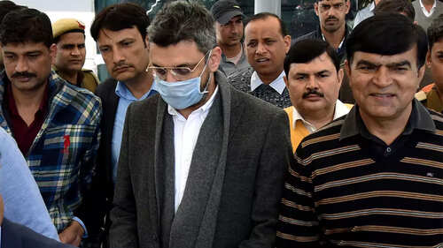 Delhi court grants bail to bookie Sanjeev Chawla