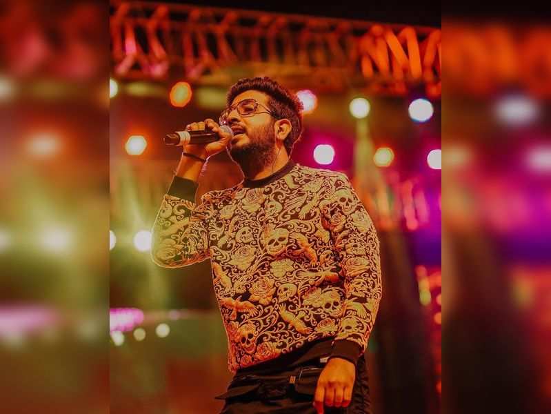 Watch: Jigardan Gadhavi's new single 'Gujarati Hu Chhu' lauds the ...