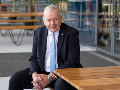 World Rugby re-elect Bill Beaumont as chairman