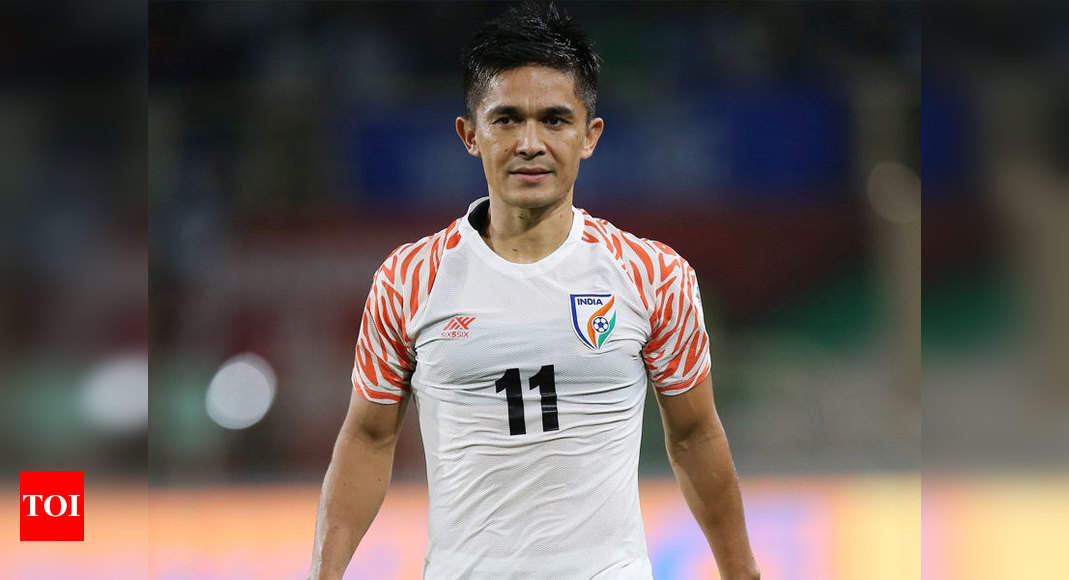 Not autograph, not jersey: fan asks Sunil Chhetri for Netflix