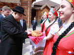 These are the pictures of Kim Jong Un's first public appearance after rumours he was dead