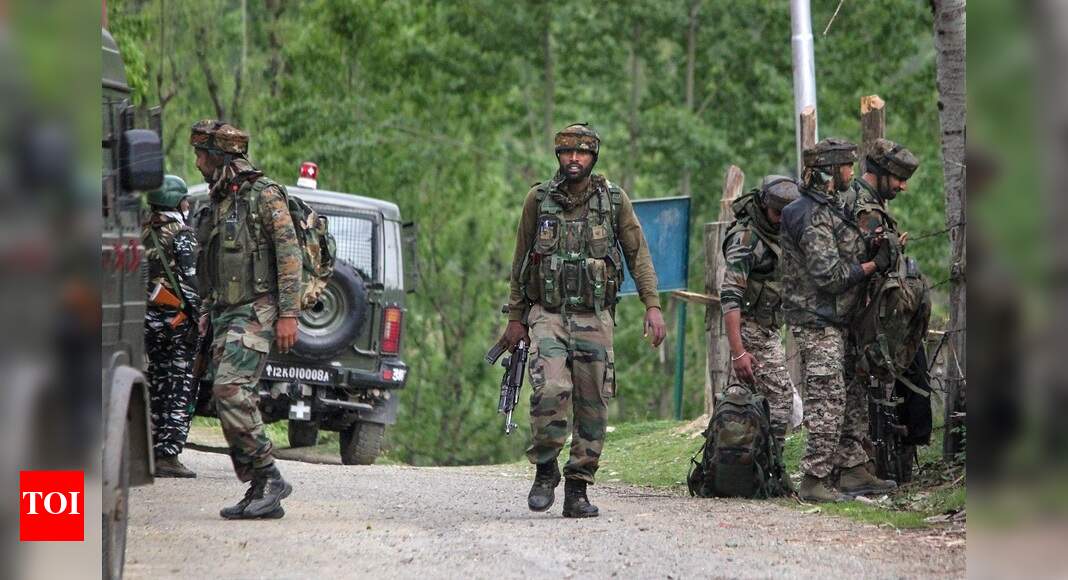 5 troops martyred in J&K; top LeT man killed
