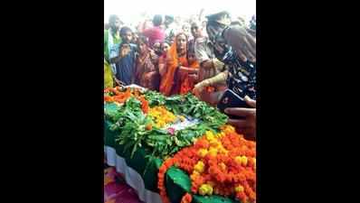 Ghazipur CRPF martyr cremated with full honours