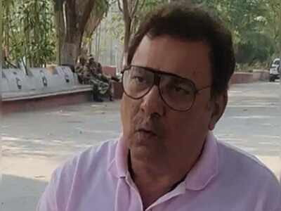Cinematographer Nadeem Khan hospitalised, undergoes brain surgery