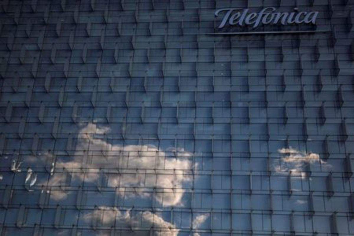 Liberty And Telefonica In 38 Billion Uk Tie Up To Take On Bt Latest News Gadgets Now