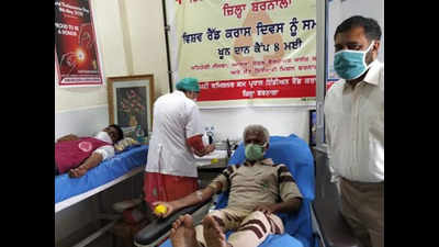 Punjab: Barnala district Red Cross Society organises blood donation camp