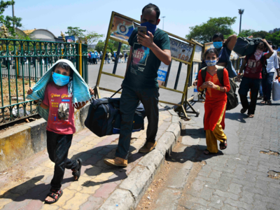 Migrants at LTT terminus
