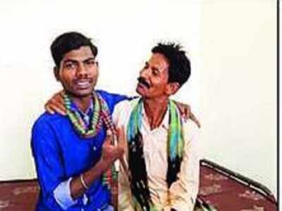 Madhya Pradesh: Lost for 10 years, son ends up in father's arms ...