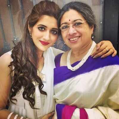 Stuck in Mumbai, Sreenanda Shankar misses her mom | Bengali Movie News -  The Times of India