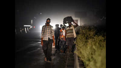 Migrant workers, returning on foot to native places in UP-Bihar, stopped by Ghaziabad Police