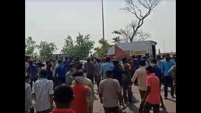 Madhya Pradesh: Thousands of migrants continue to pour in Bundelkhand