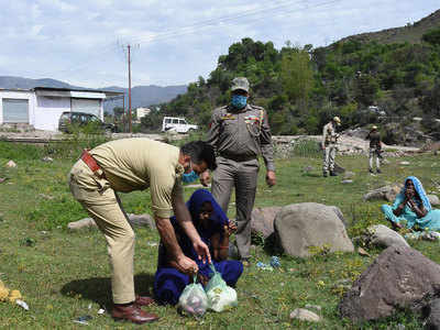 NGO Goonj reaches out to 41,300 families with food, ration