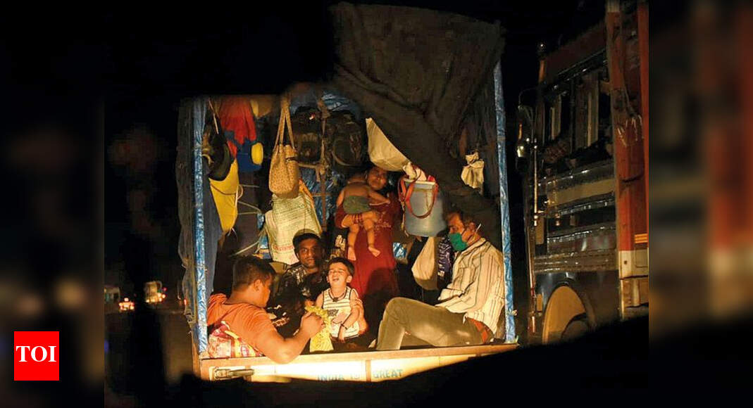 Caravan of misery as migrants trudge home