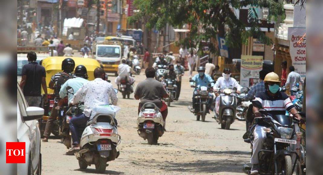 Welcome relief in Hubballi as shops, offices reopen | Hubballi News ...