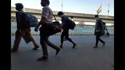 Mass exodus from Thane continues, 18,000 migrants leave city