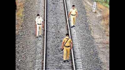 Aurangabad rural police begin patrolling along train tracks