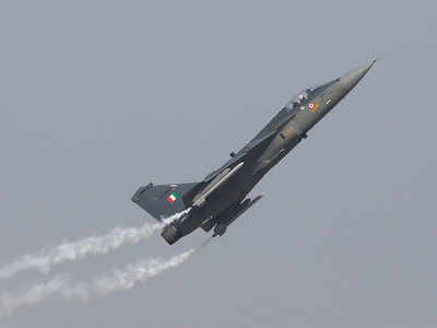 India seeks local warplanes as overseas purchase plan stalls