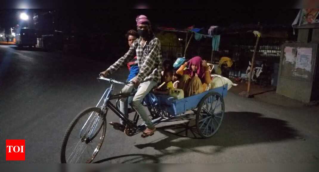 MP: Man pulls 'jugad-rickshaw' for 600 kms with 3 kids, wife and nephew ...